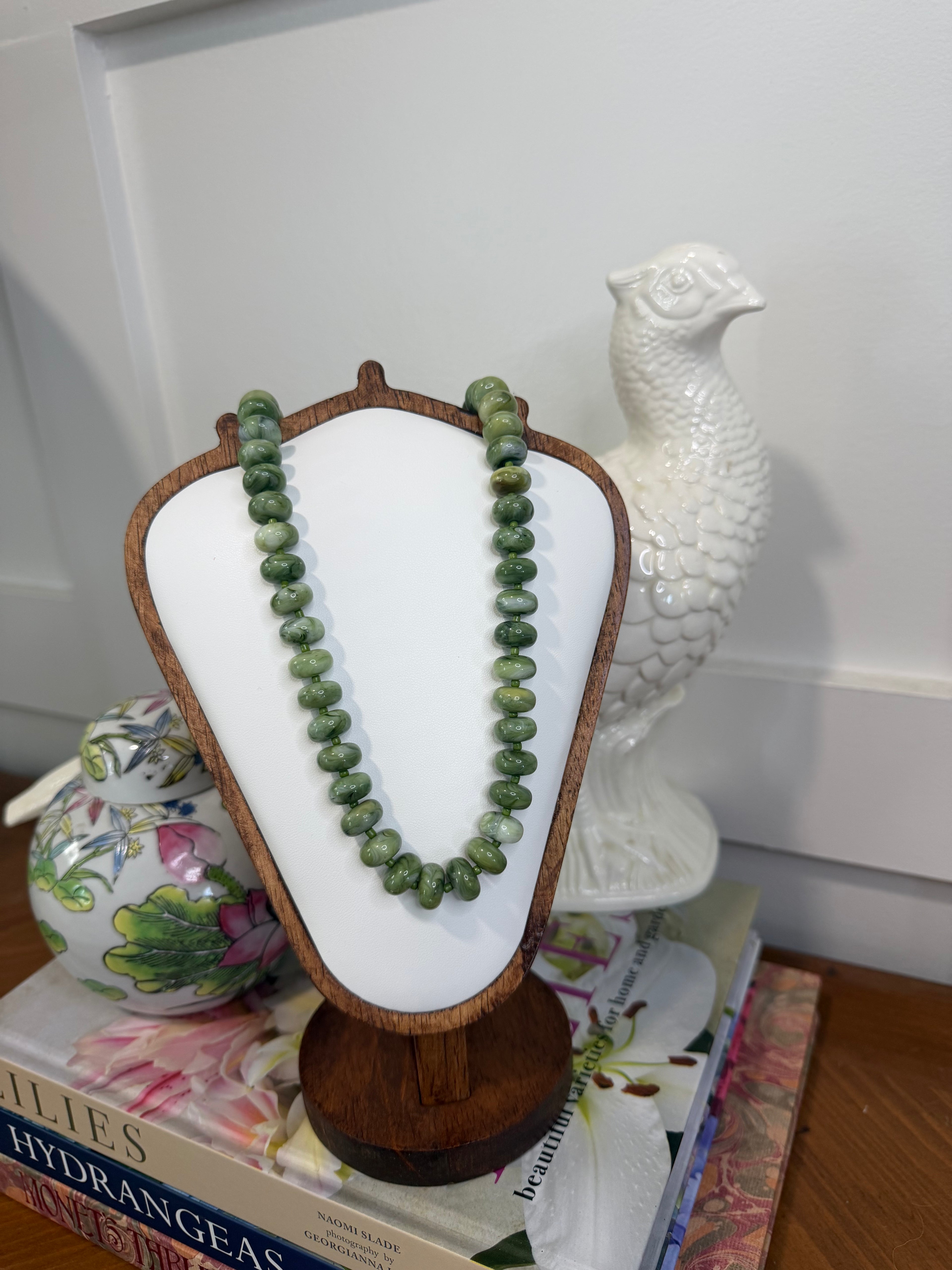 Marble Seed Bead Necklace in Olive
