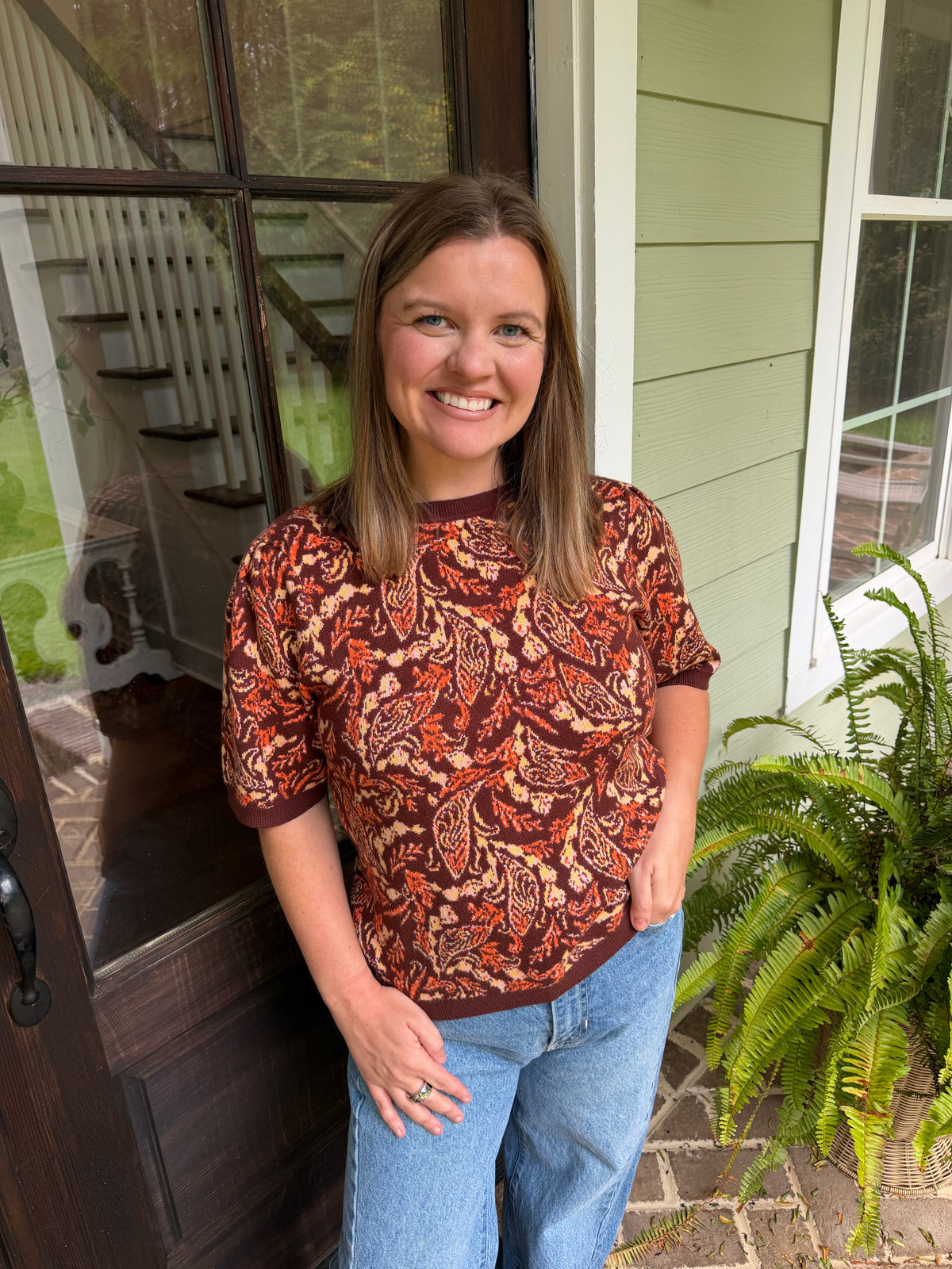 Paisley Pattern Short Sleeve Intarsia Knit Top in Brown Multicolor